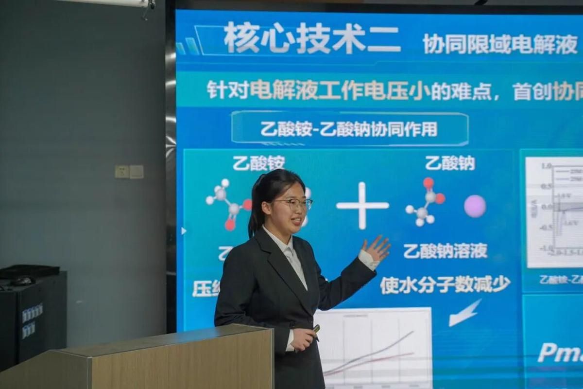 8ec888cd-1eed-4158-9f0b-356b0336f110.jpg